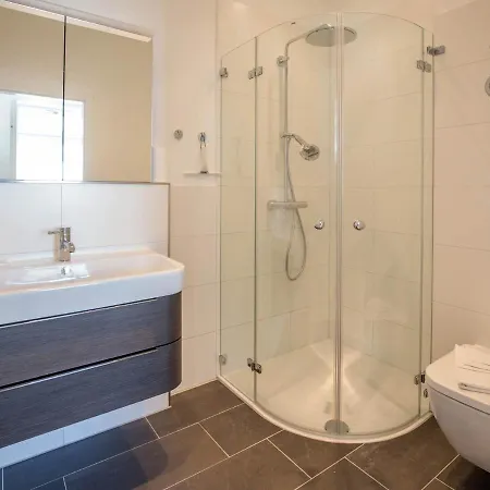 Strandvillen - Mit 1 Schlafzimmer Und Balkon Sv-004